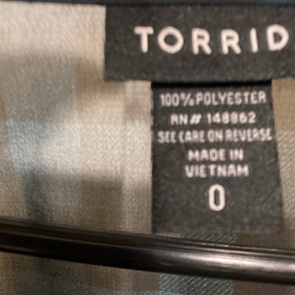Torrid Shirt - Picture 3 of 3